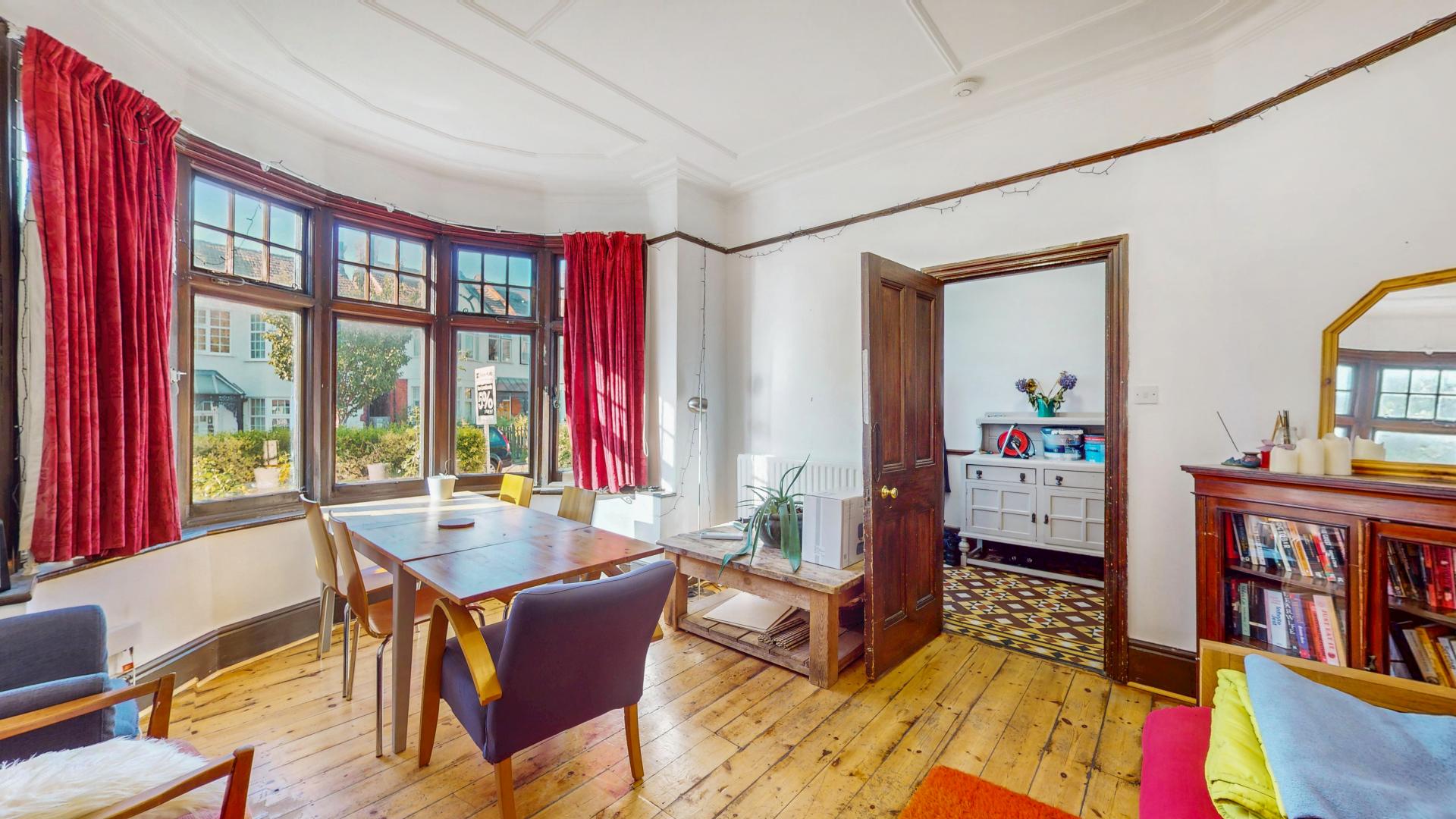 Modern Apartment Caddington Road, Cricklewood